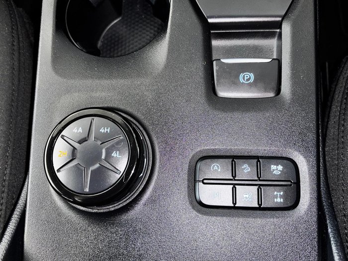 2025 Ford Everest Ambiente
