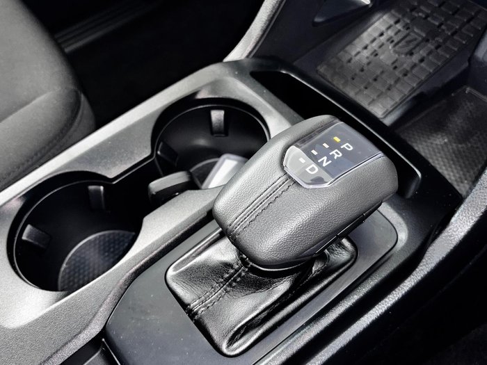 2025 Ford Everest Ambiente