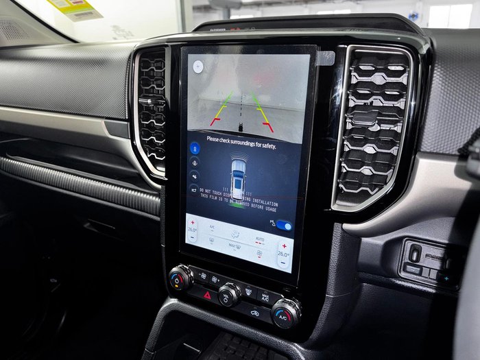 2025 Ford Everest Ambiente