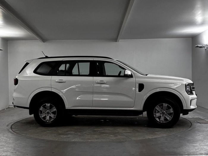 2025 Ford Everest Ambiente
