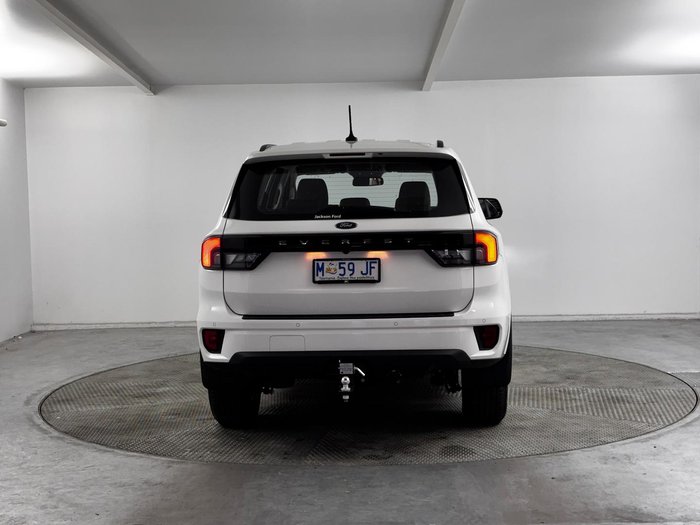 2025 Ford Everest Ambiente