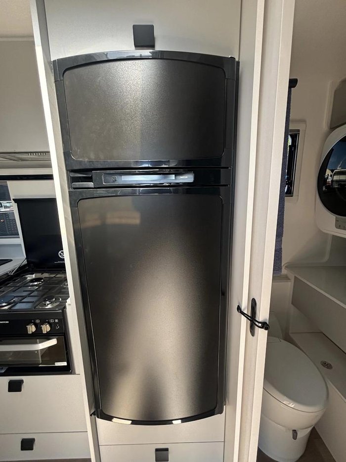 2025 New Age Caravans New Age Caravan Manta Ray 16 Adventurer