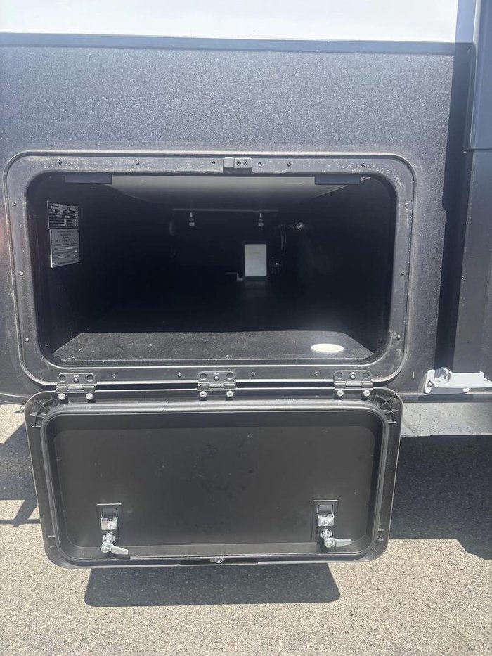 2025 New Age Caravans New Age Caravan Manta Ray 16 Adventurer