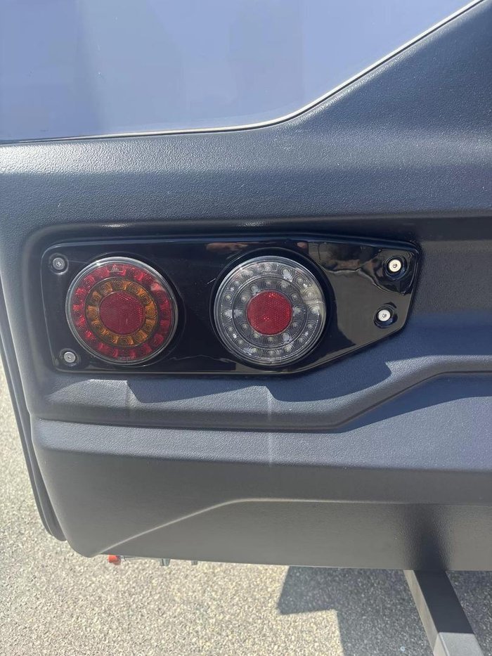 2025 New Age Caravans New Age Caravan Manta Ray 16 Adventurer