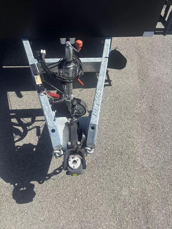 2025 New Age Caravans New Age Caravan Manta Ray Mr16e Adventurer