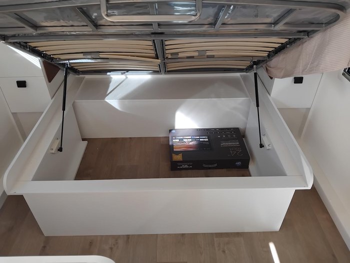 2025 New Age Caravans Manta Ray 19Ft Couple Van Aussie Made Composite Full Ensuite