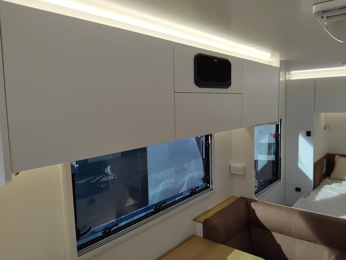 2025 New Age Caravans Manta Ray 19Ft Couple Van Aussie Made Composite Full Ensuite