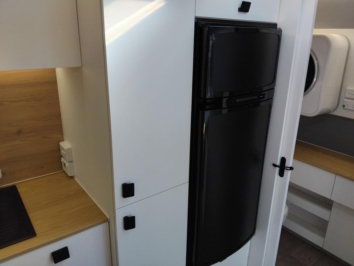 2025 New Age Caravans Manta Ray 19Ft Couple Van Aussie Made Composite Full Ensuite