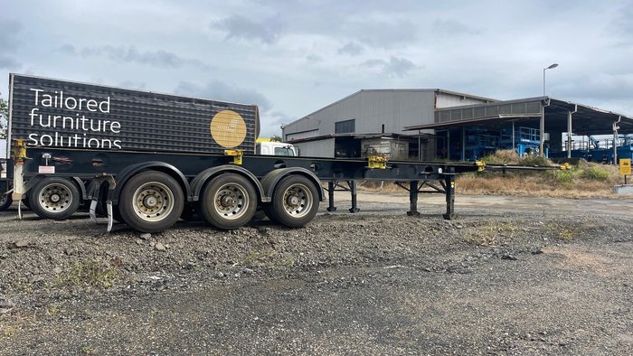 2014 Vawdrey 40' B Skel Black