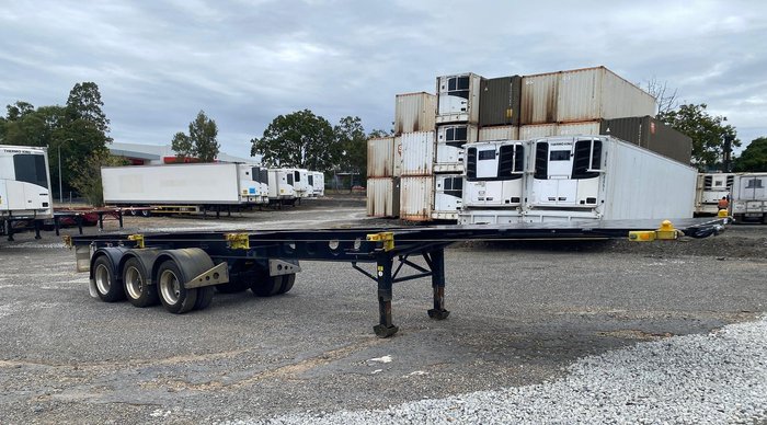 2014 Vawdrey 40' B Skel Black