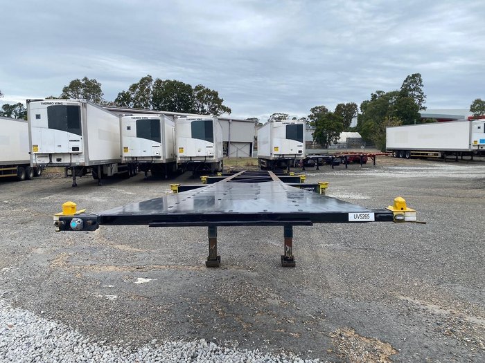 2014 Vawdrey 40' B Skel Black