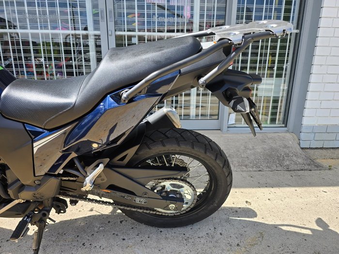 2025 Kawasaki VERSYS-X 300 BURGUNDY