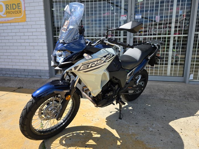 2025 Kawasaki VERSYS-X 300 BURGUNDY