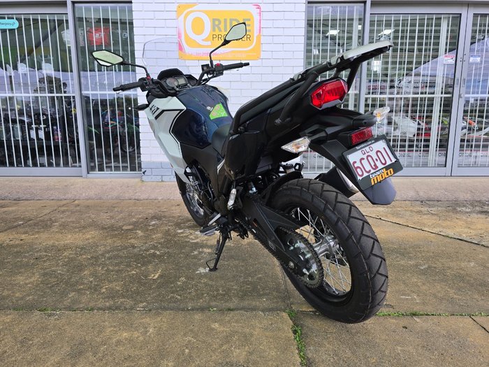 2025 Kawasaki VERSYS-X 300