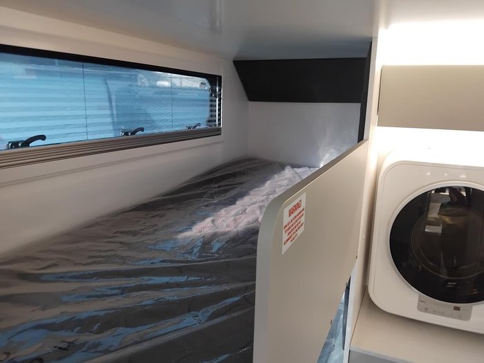 2025 New Age Caravans Road Owl Escape 19Ft Bunk Ensuite Ro19be Full Composite