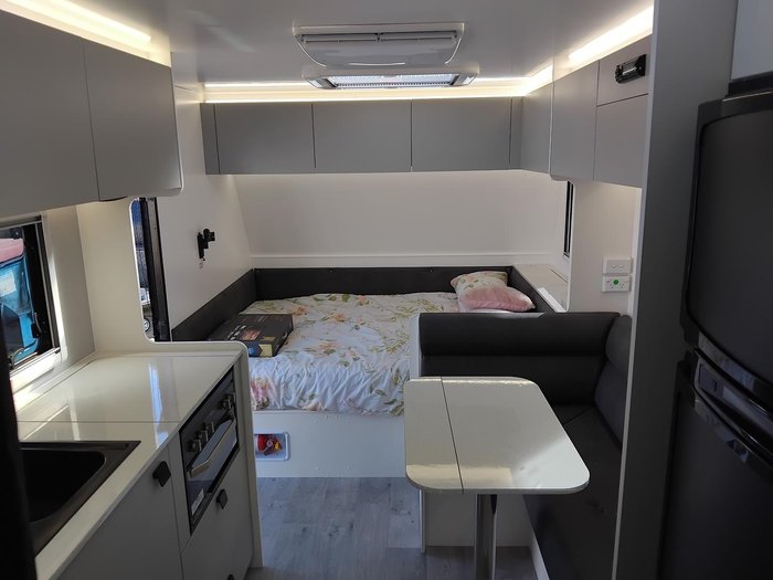 2025 New Age Caravans Road Owl Escape 19Ft Bunk Ensuite Ro19be Full Composite