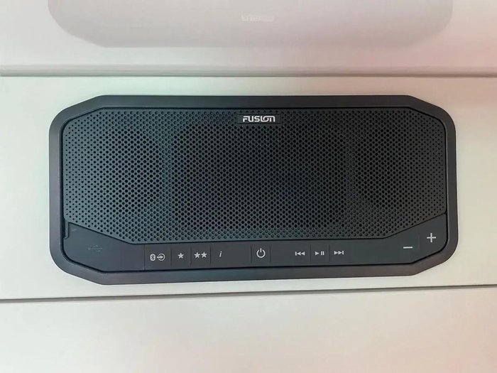 2025 Millard 2025 Millard Mflow X-Rider 17'6 Centre Door