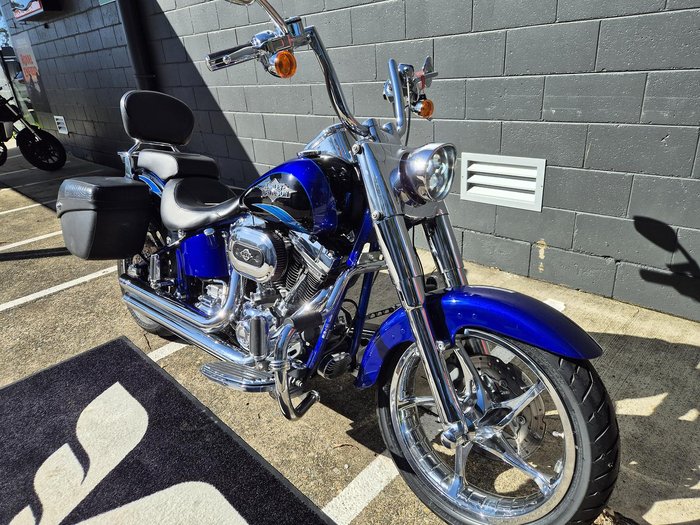 2011 Harley-Davidson CVO Softail Convertible (FLSTSE) CVO Blue