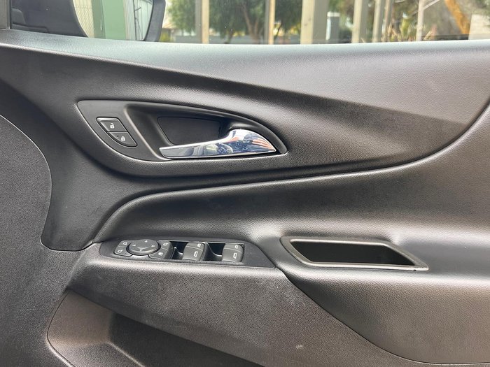 2018 Holden Equinox LT