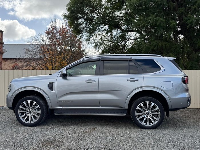 2023 Ford Everest Platinum