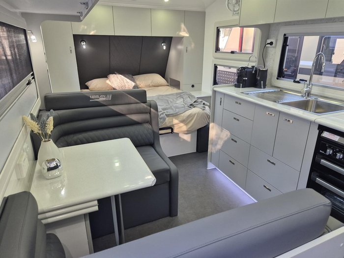 2025 Urban Caravans 18.9 X-Treme