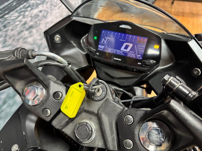 2023 Suzuki GIXXER SF MATTE GRAY