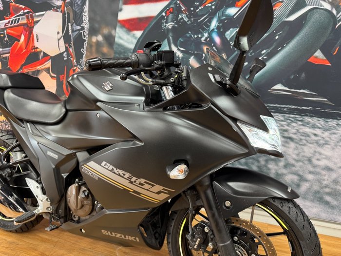 2023 Suzuki GIXXER SF MATTE GRAY