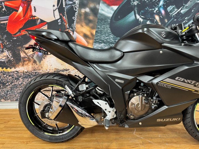 2023 Suzuki GIXXER SF MATTE GRAY