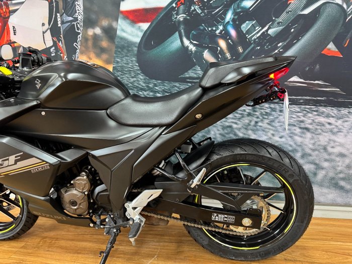 2023 Suzuki GIXXER SF MATTE GRAY