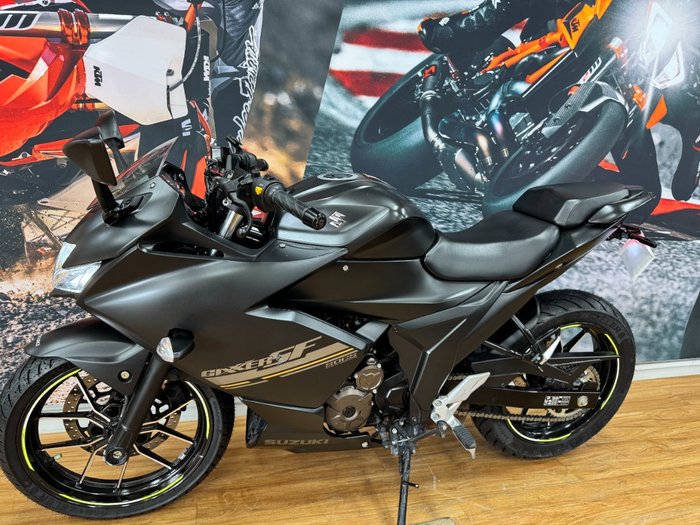 2023 Suzuki GIXXER SF MATTE GRAY