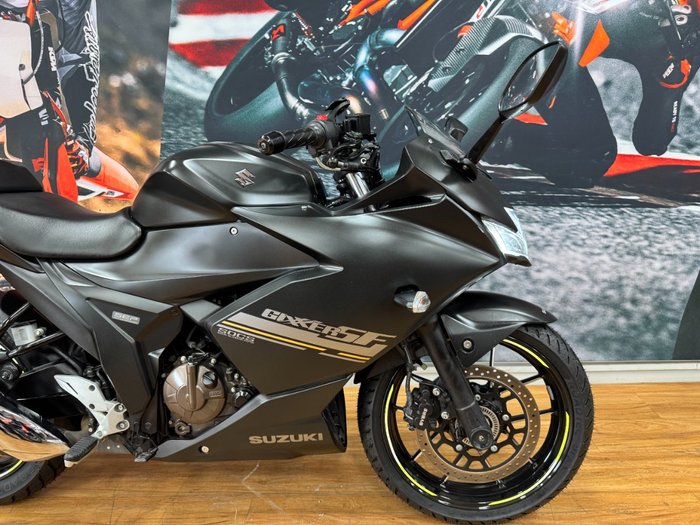 2023 Suzuki GIXXER SF MATTE GRAY