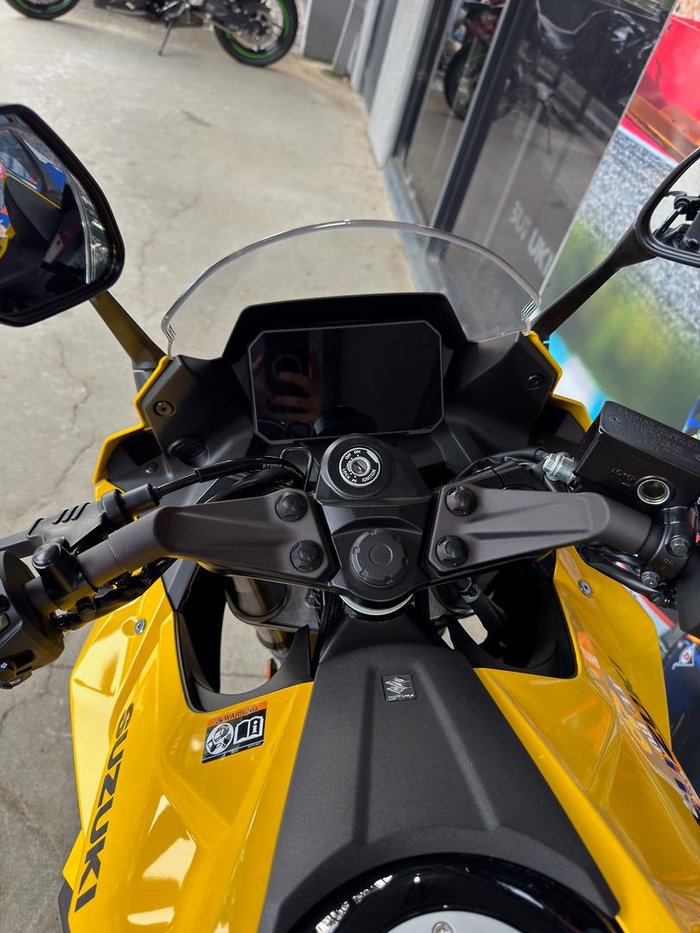 2024 Suzuki GSX-8R GSX-R Yellow