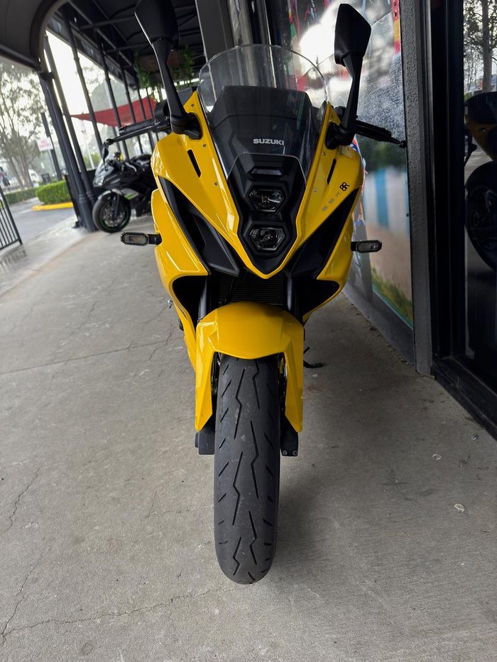 2024 Suzuki GSX-8R GSX-R Yellow