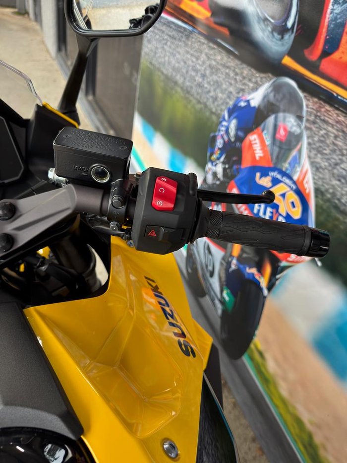 2024 Suzuki GSX-8R GSX-R Yellow
