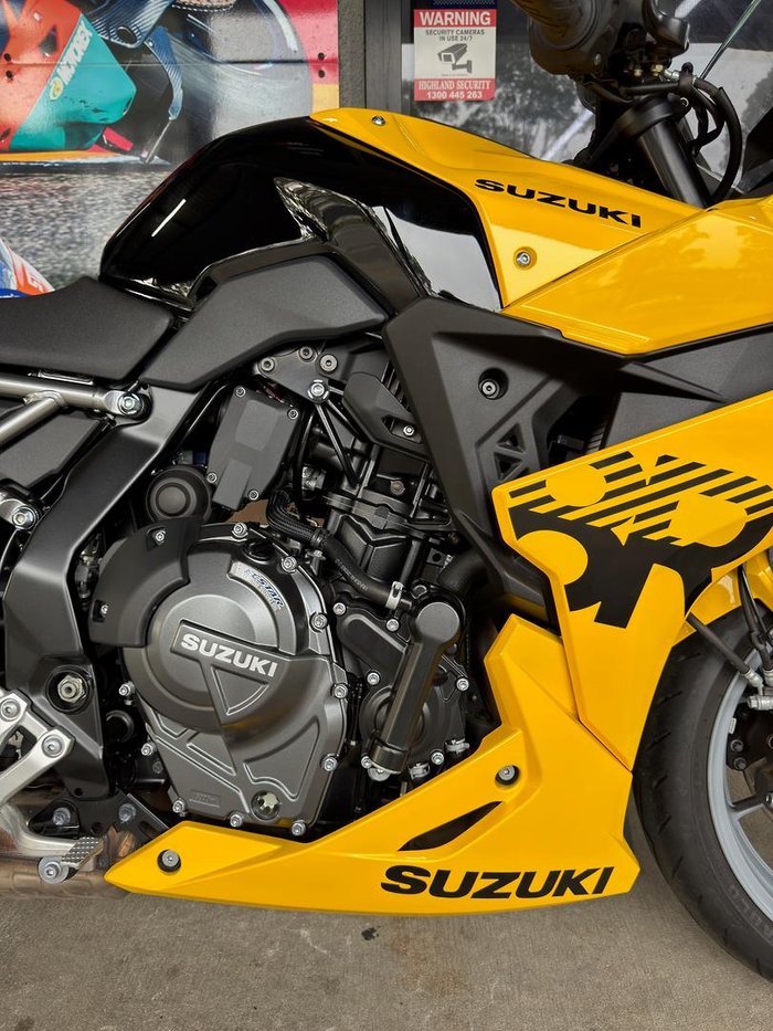 2024 Suzuki GSX-8R GSX-R Yellow