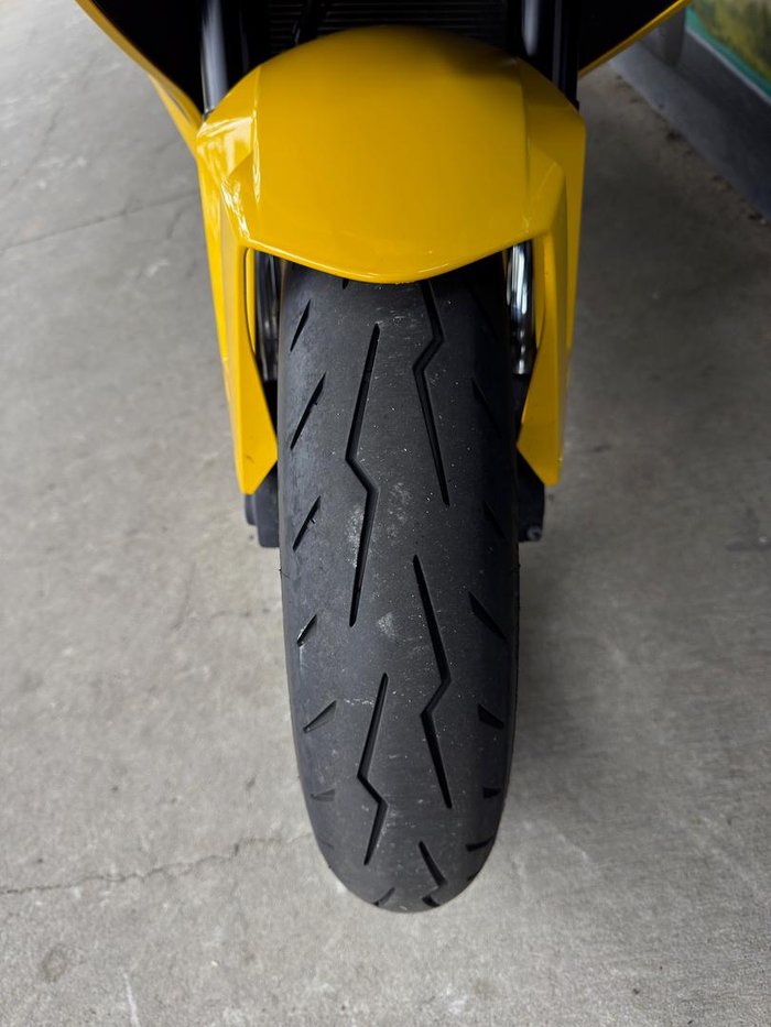 2024 Suzuki GSX-8R GSX-R Yellow