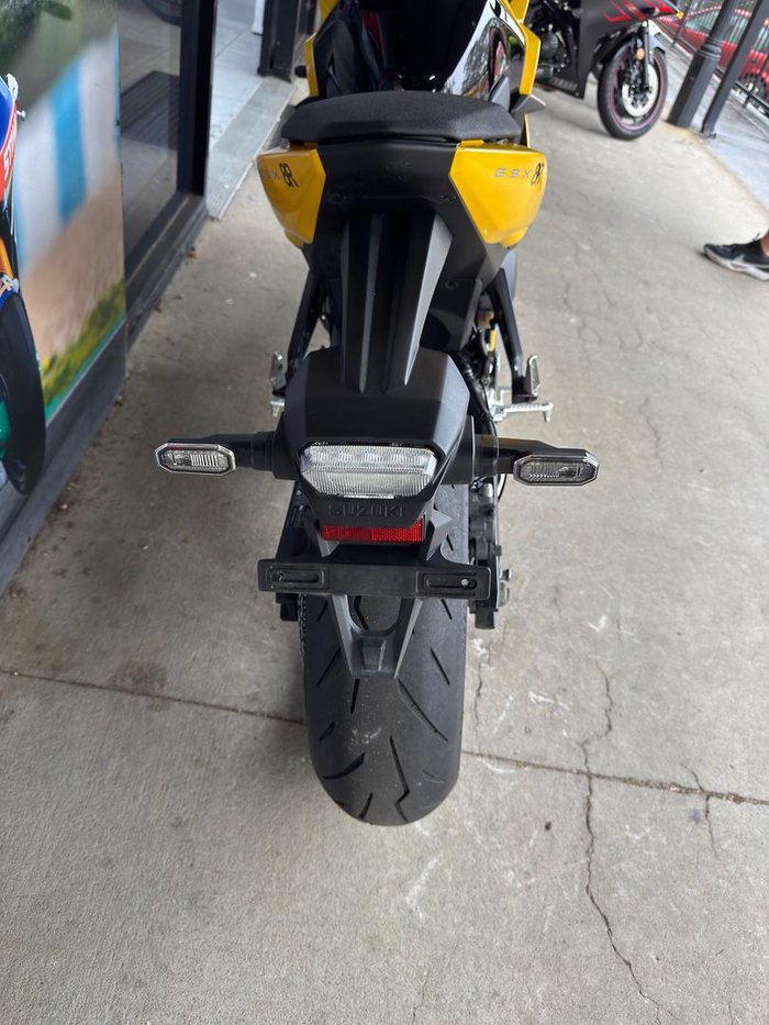 2024 Suzuki GSX-8R GSX-R Yellow