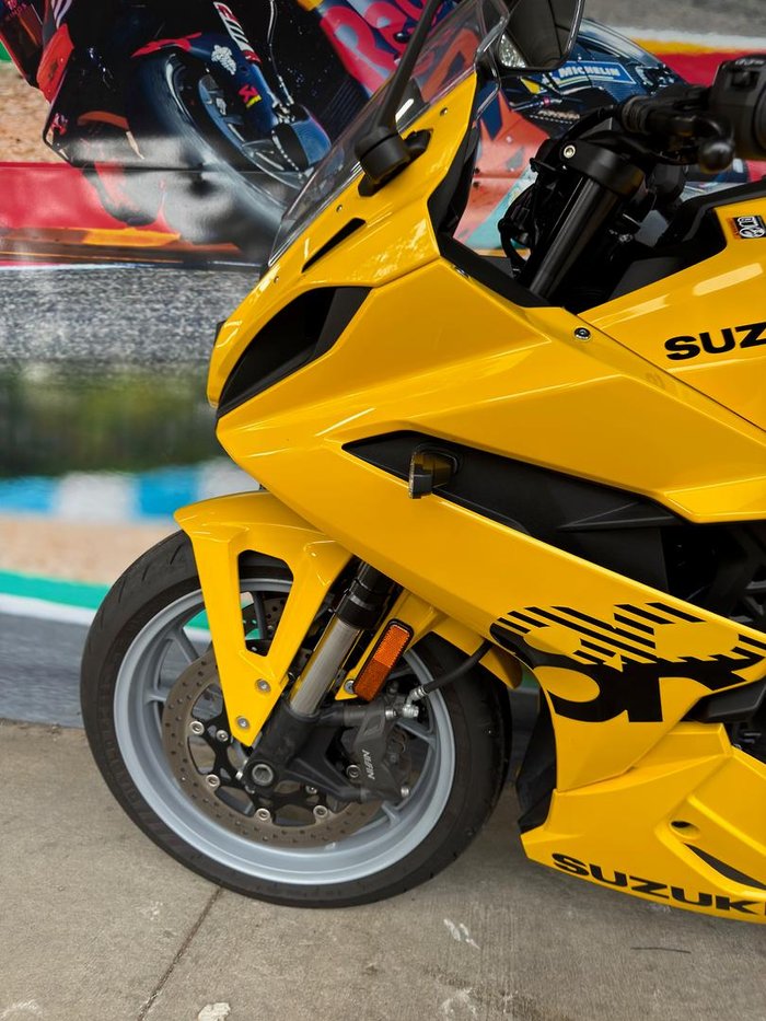2024 Suzuki GSX-8R GSX-R Yellow