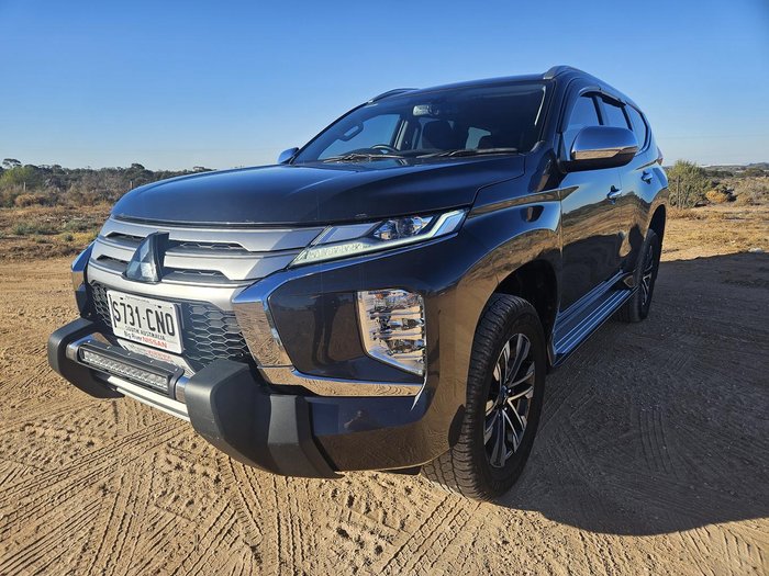 2022 Mitsubishi Pajero Sport GLS