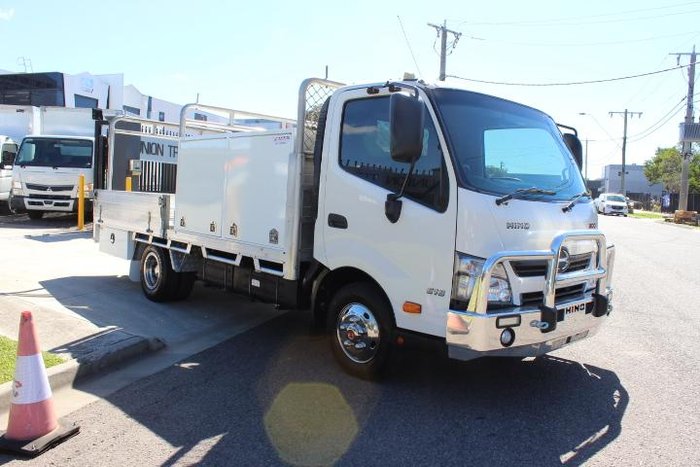 2016 Hino 300 616 616 WHITE