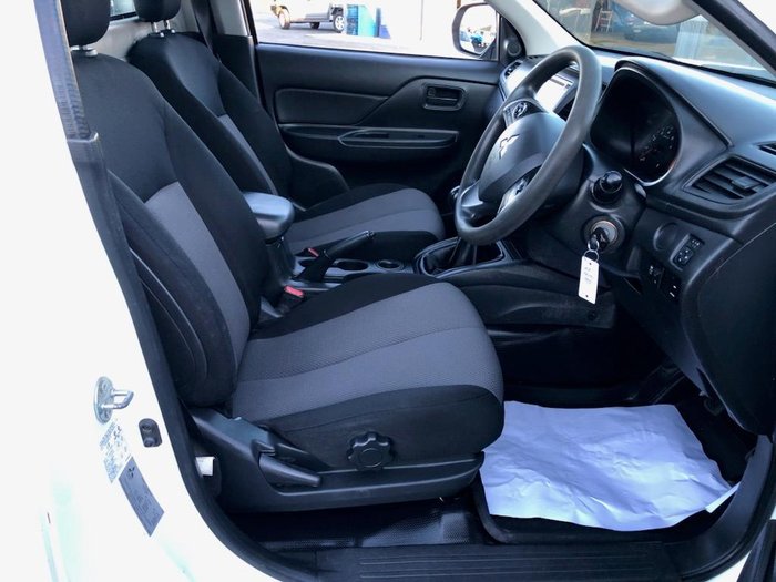 2020 Mitsubishi Triton GLX