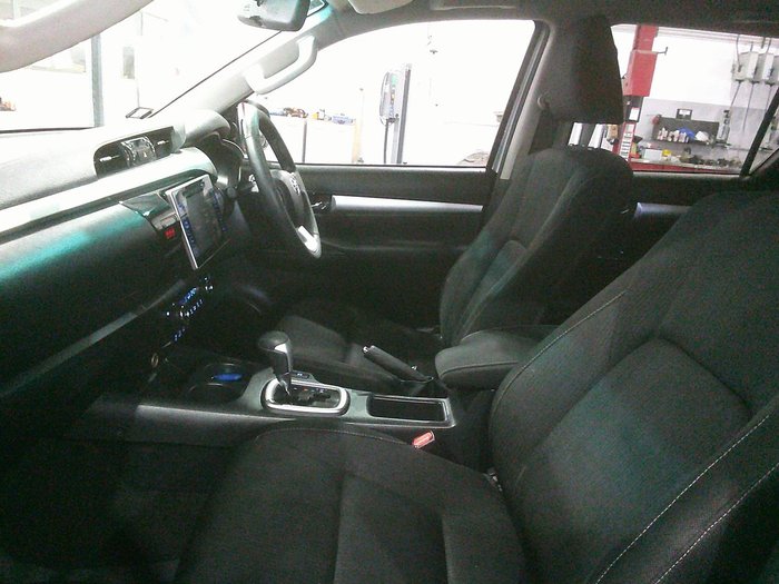 2016 Toyota Hilux SR5 GUN126R 4X4 Dual Range Silver Sky
