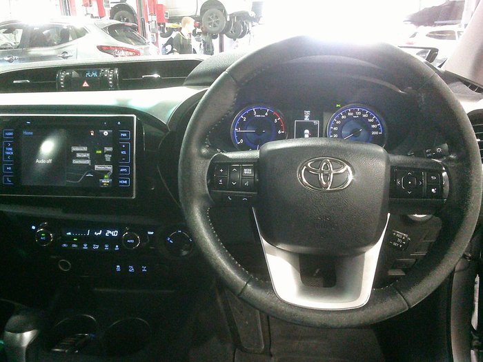 2016 Toyota Hilux SR5 GUN126R 4X4 Dual Range Silver Sky