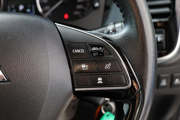 2020 Mitsubishi Outlander ES ZL MY20 AWD White