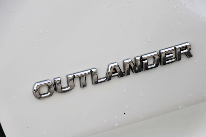 2020 Mitsubishi Outlander ES ZL MY20 AWD White