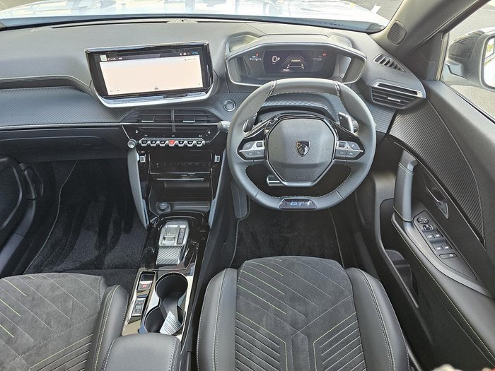 2025 Peugeot 2008 GT Hybrid