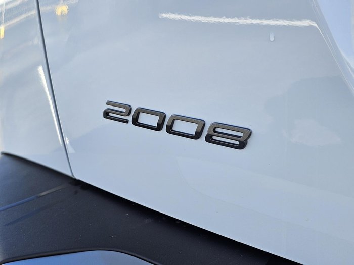 2025 Peugeot 2008 GT Hybrid P24 MY25