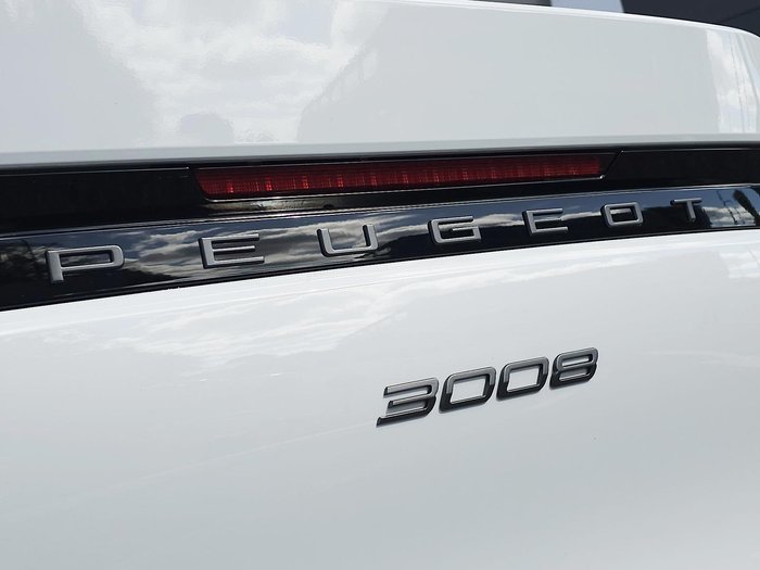 2025 Peugeot 3008 GT Premium Hybrid P64 MY25 Okenite White