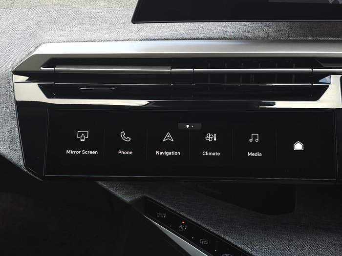 2025 Peugeot 3008 GT Premium Hybrid P64 MY25 Okenite White