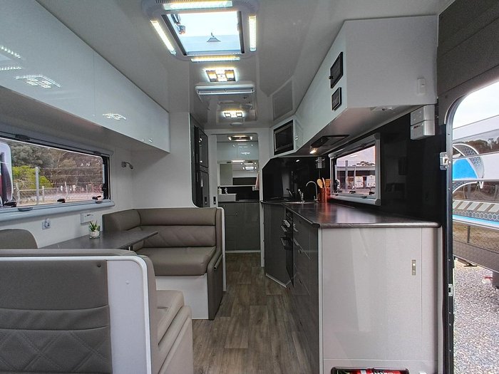 2024 Red Centre Newell + 21 Type C MSE (Was $114,990 now $94,990)